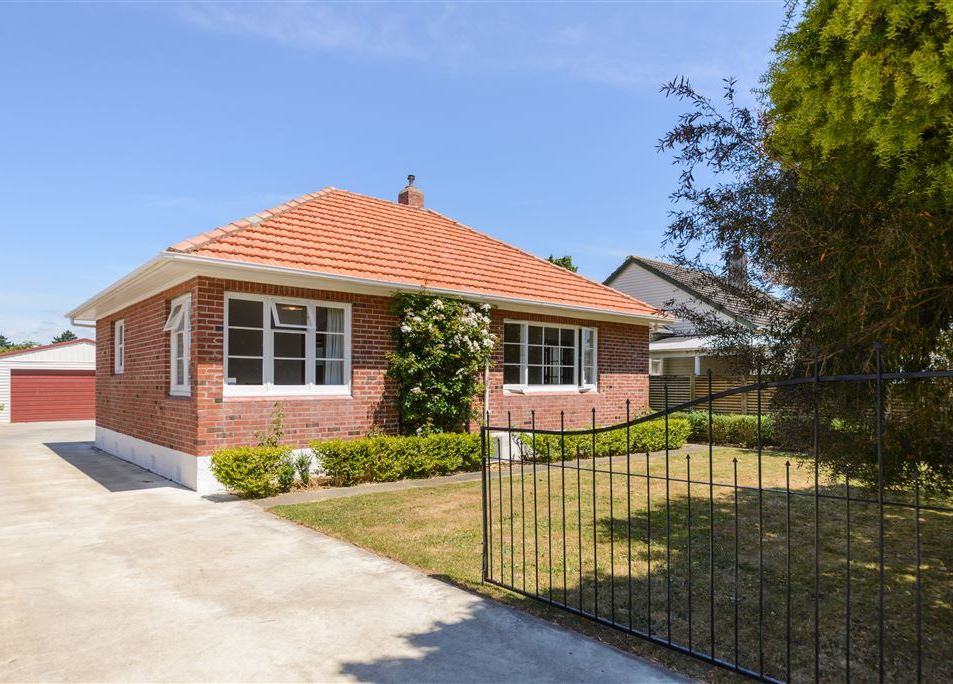 86 Manson Street, Terrace End, Palmerston North - Carousel 1