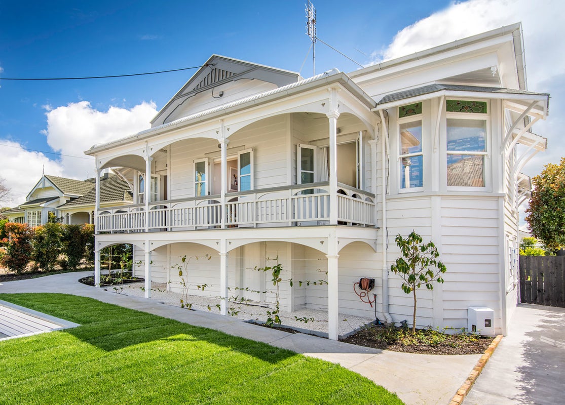 22 Allenby Avenue, Devonport, Auckland - Carousel 1