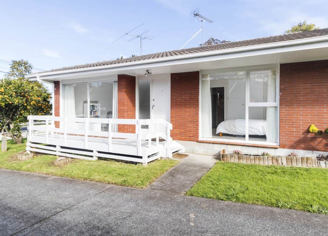 1/46 Turama Road, Royal Oak, Auckland - Carousel 1