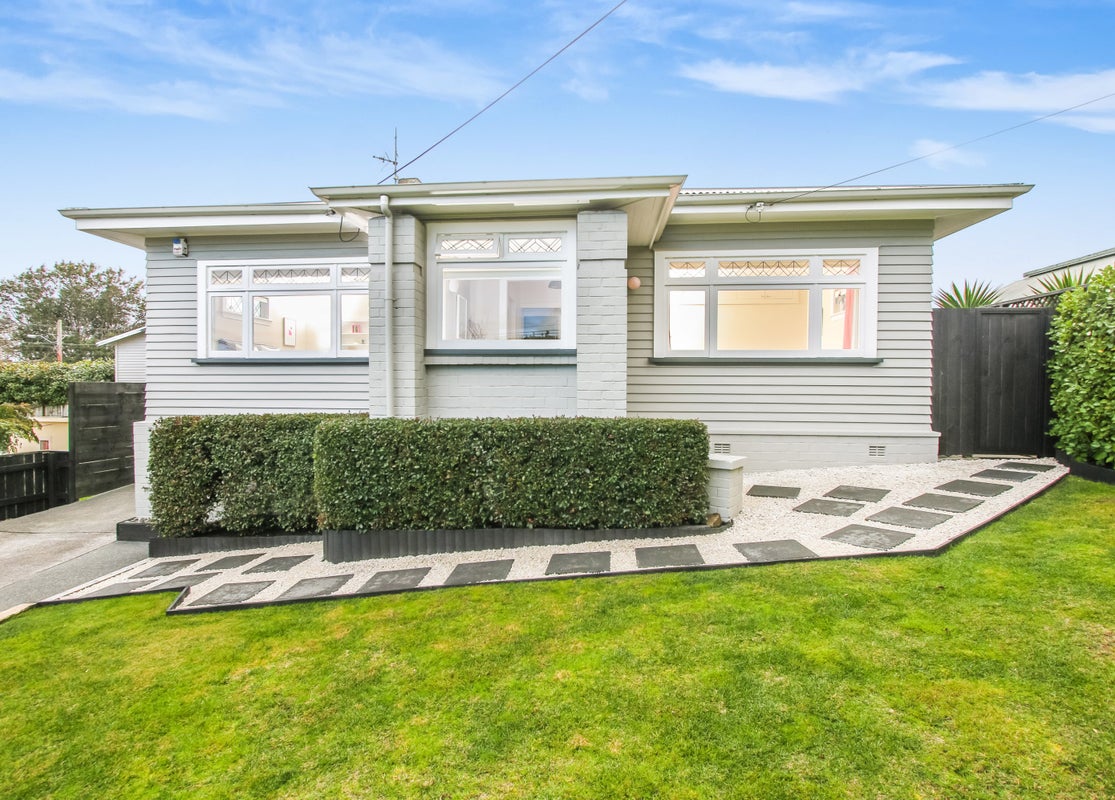 2A Oxton Road, Sandringham, Auckland - Carousel 1