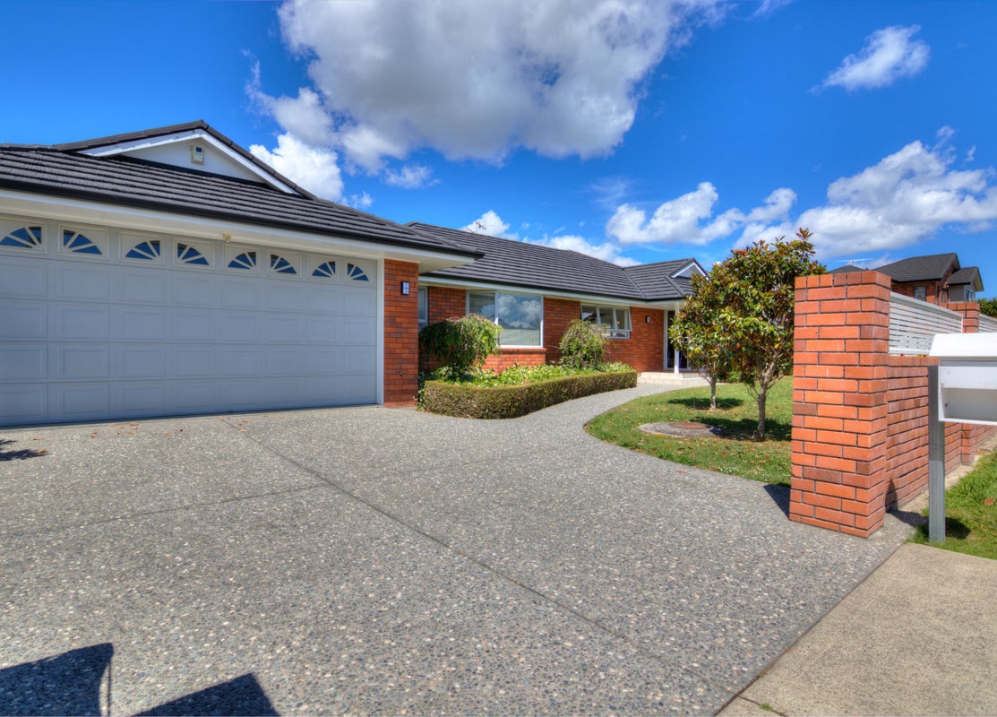 108 Karaka Road, Beachlands, Auckland - Carousel 1