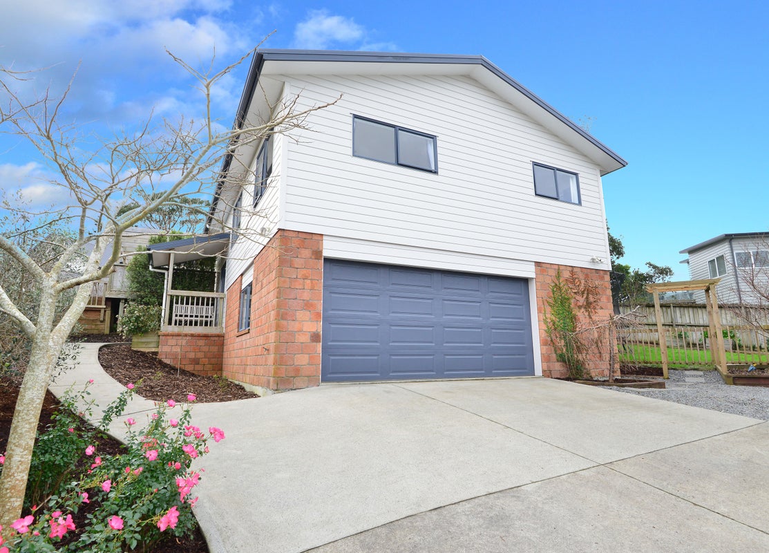 4 Andre Rise, Stanmore Bay, Whangaparaoa - Carousel 1