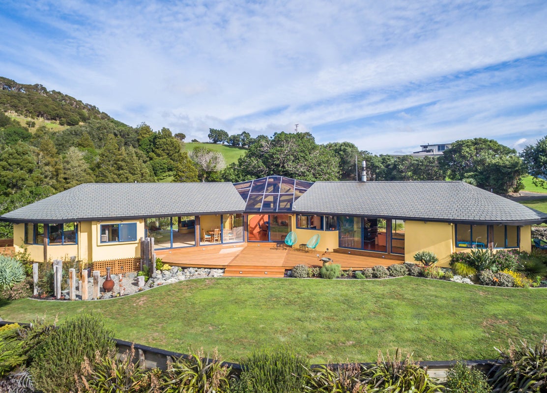 65 Jervis Road, Waiwera, Orewa - Carousel 1