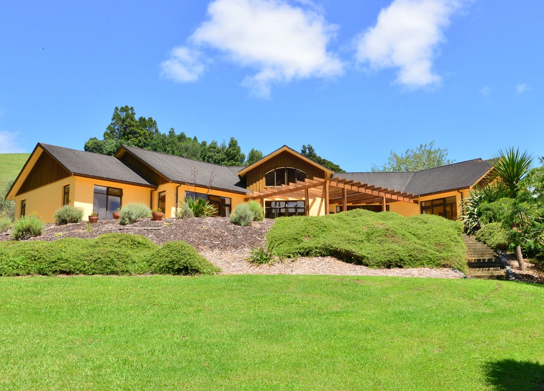 481 Ahuroa Road, Puhoi, Warkworth - Carousel 1