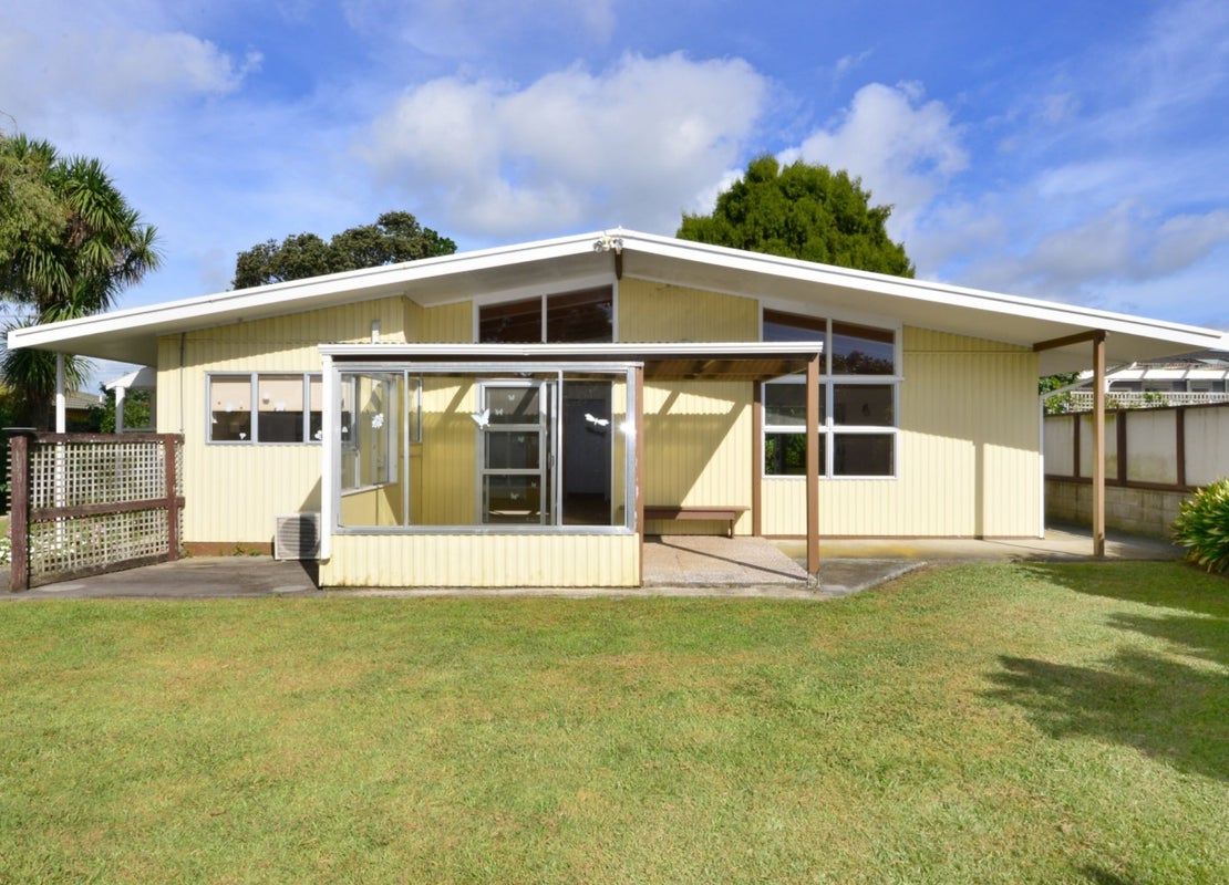 13 Hatton Road, Orewa, Orewa - Carousel 1