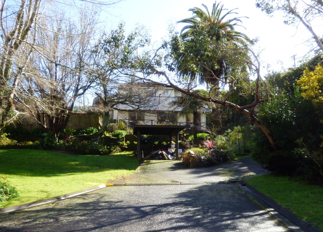 6B Spencer Place, Merrilands, New Plymouth - Carousel 1