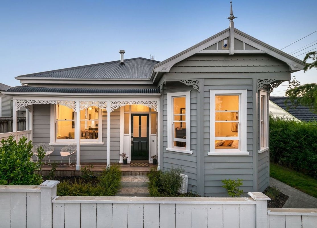 1/80 Birkenhead Avenue, Birkenhead, Auckland - Carousel 1