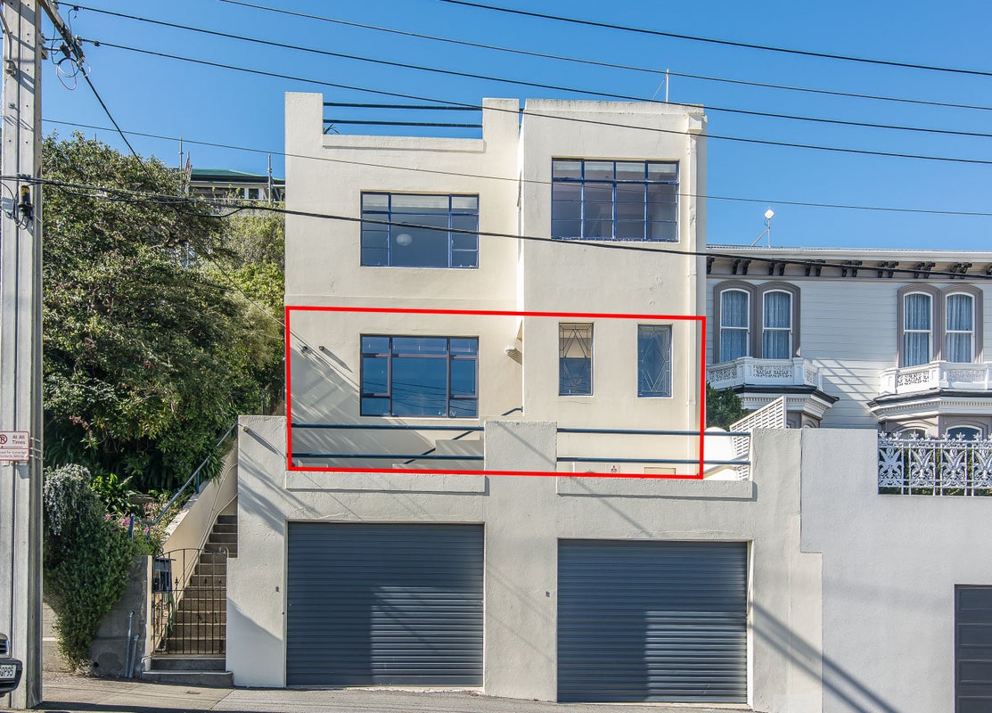 1/93 Brougham Street, Mount Victoria, Wellington - Carousel 1