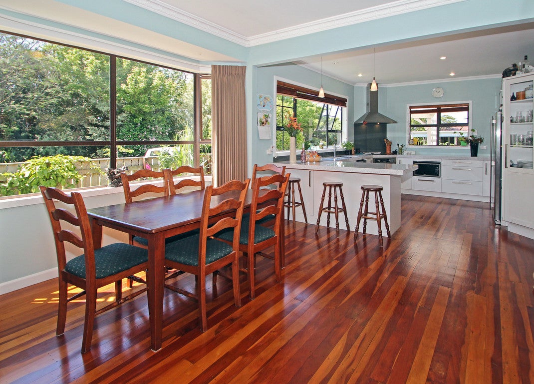 11 Gordon Street, Jervoistown, Napier - Carousel 1