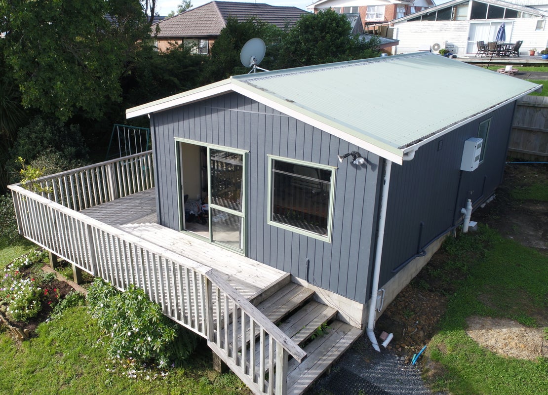 3 Western View Court, Sunnyvale, Auckland - Carousel 1