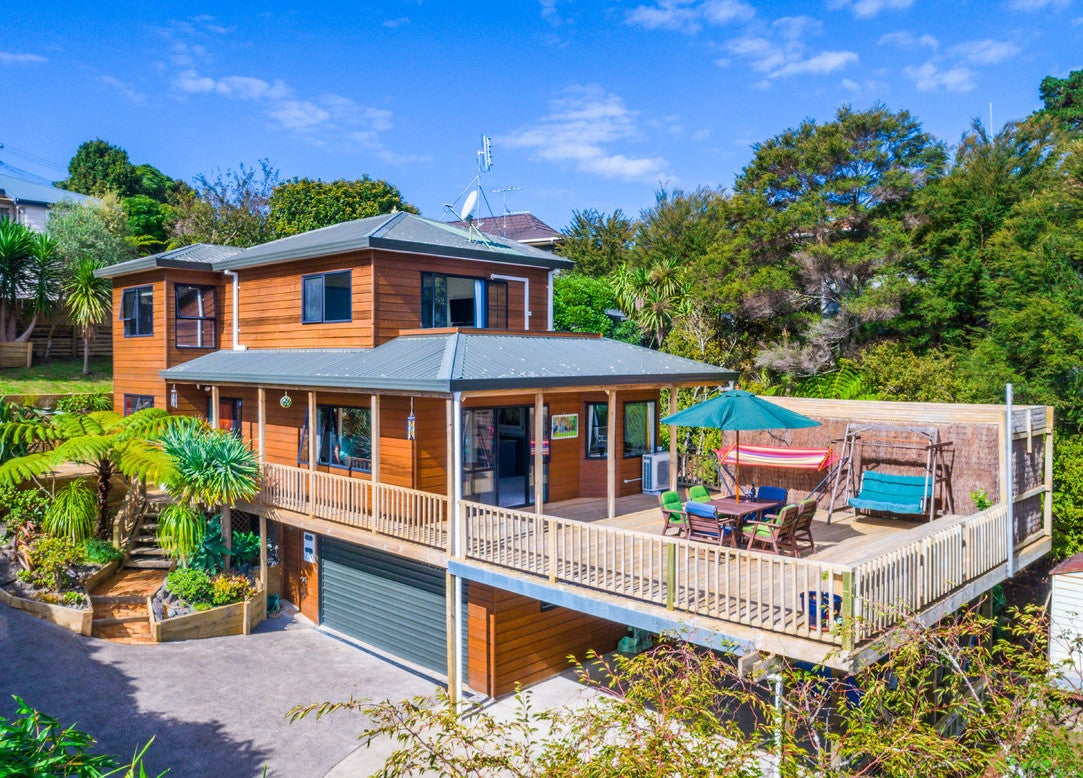 2/36 Carlisle Road, Browns Bay, Auckland - Carousel 1