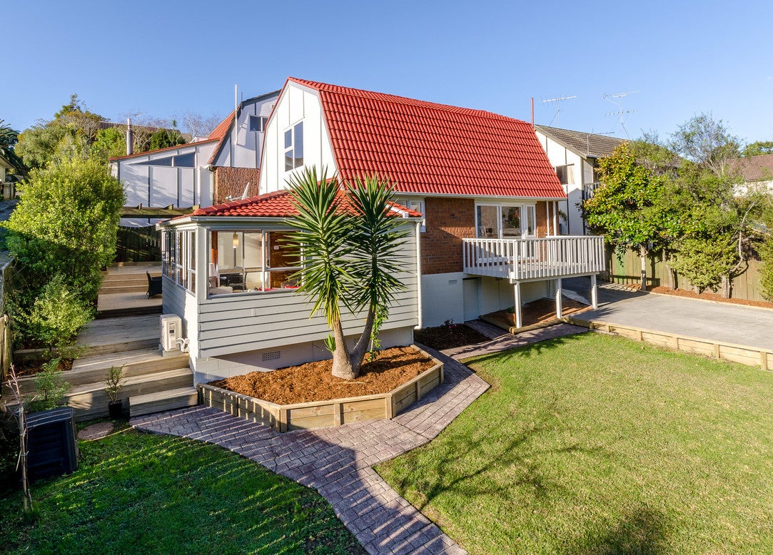 2/60 Waiau Street, Torbay, Auckland - Carousel 1