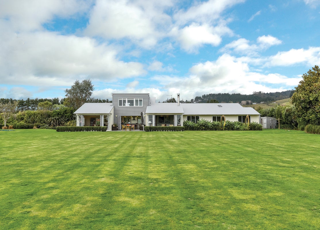 67 Surrey Hill Road, Kaitake, New Plymouth - Carousel 1
