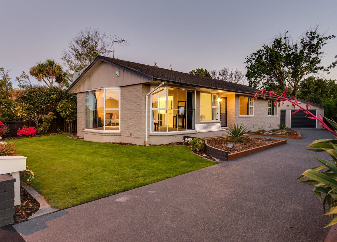 127 Bridge Street, New Brighton, Christchurch - Carousel 1