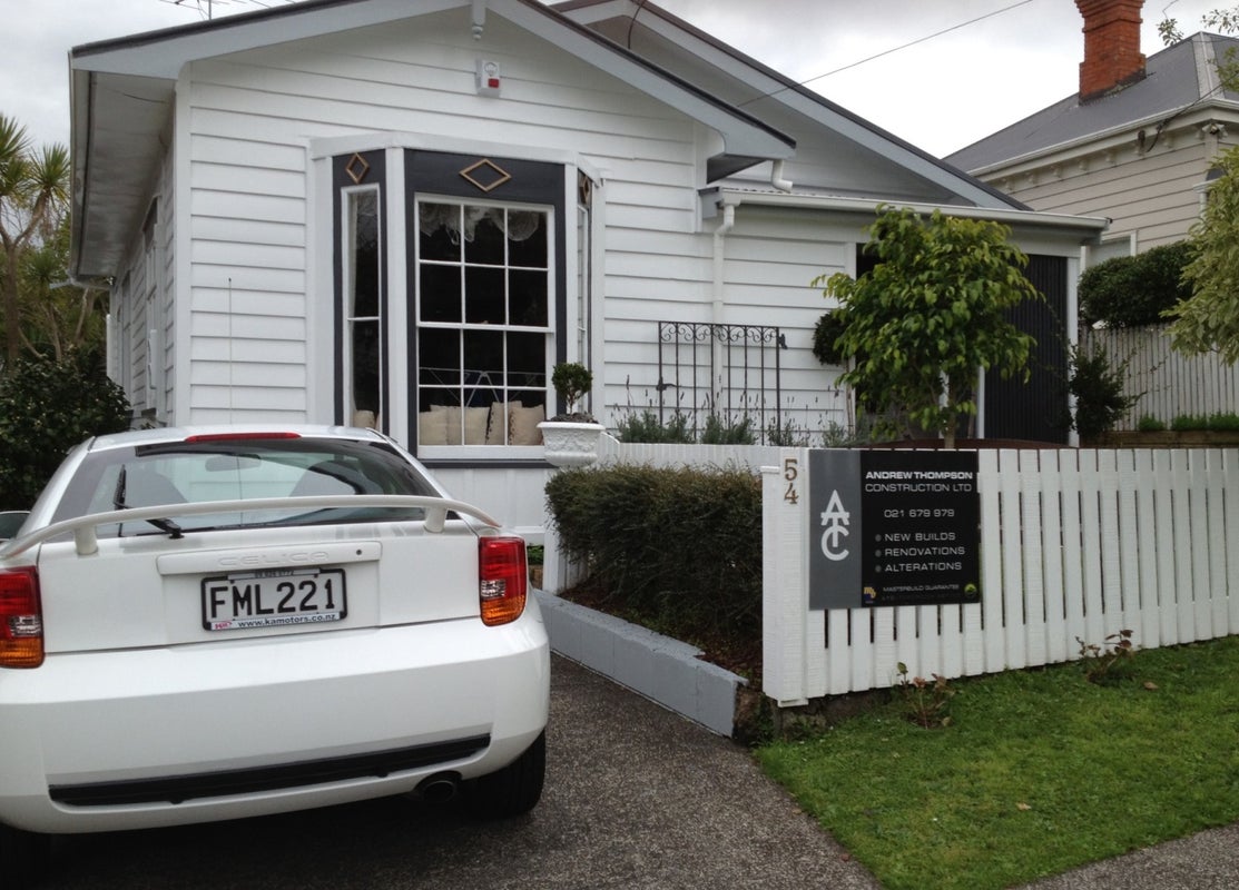 54 Richmond Avenue, Northcote Point, Auckland - Carousel 1