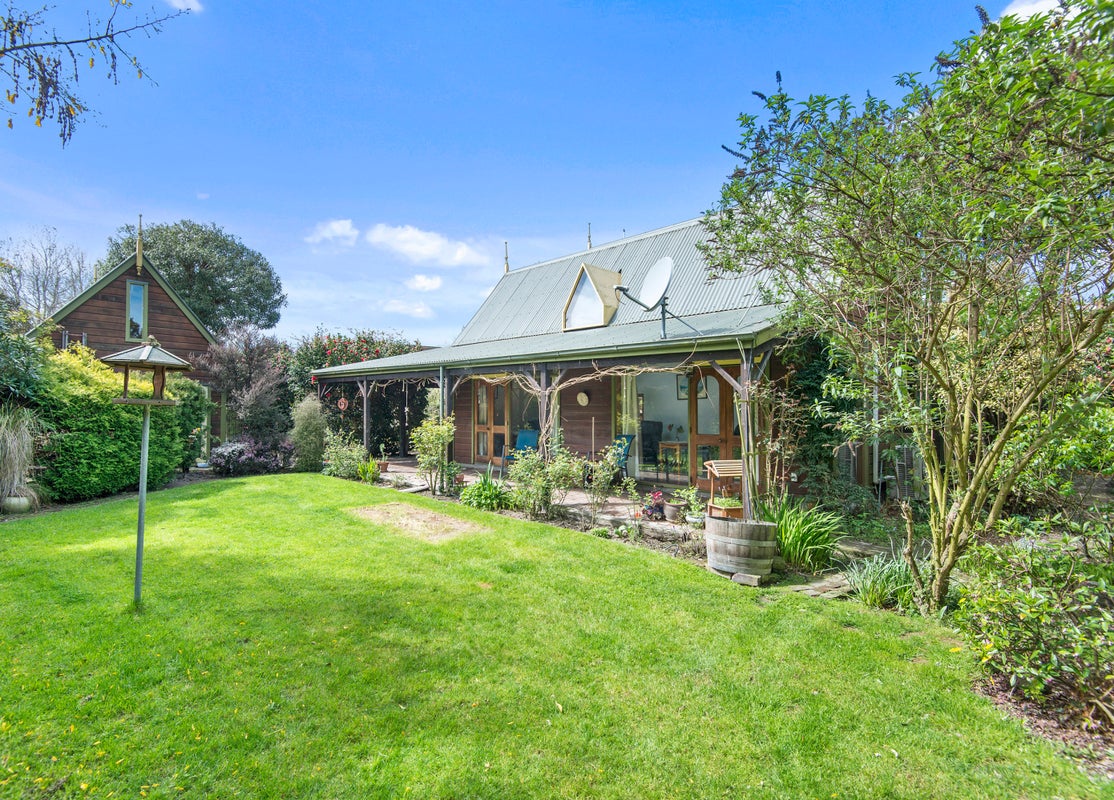 7 Annell Place, Burnside, Christchurch - Carousel 1