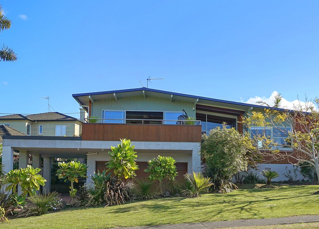 42 Quebec Road, Milford, Auckland - Carousel 1