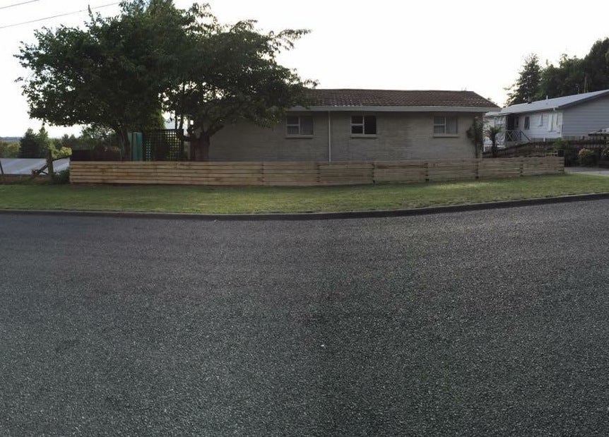 8 Leslie Street, Kihikihi, Te Awamutu - Carousel 1