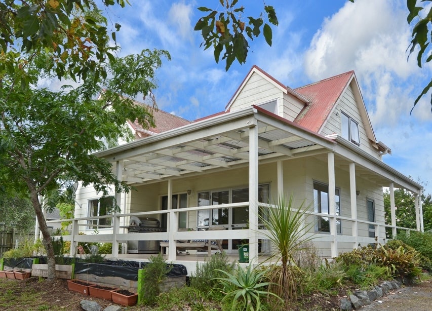 11 Tiki Place, Ruakaka - Carousel 1