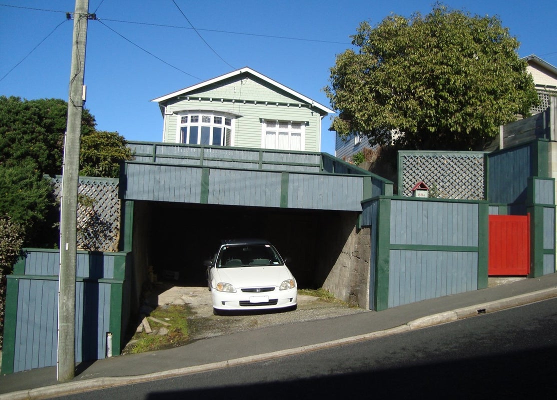 88A Maryhill Terrace, Maryhill, Dunedin - Carousel 1