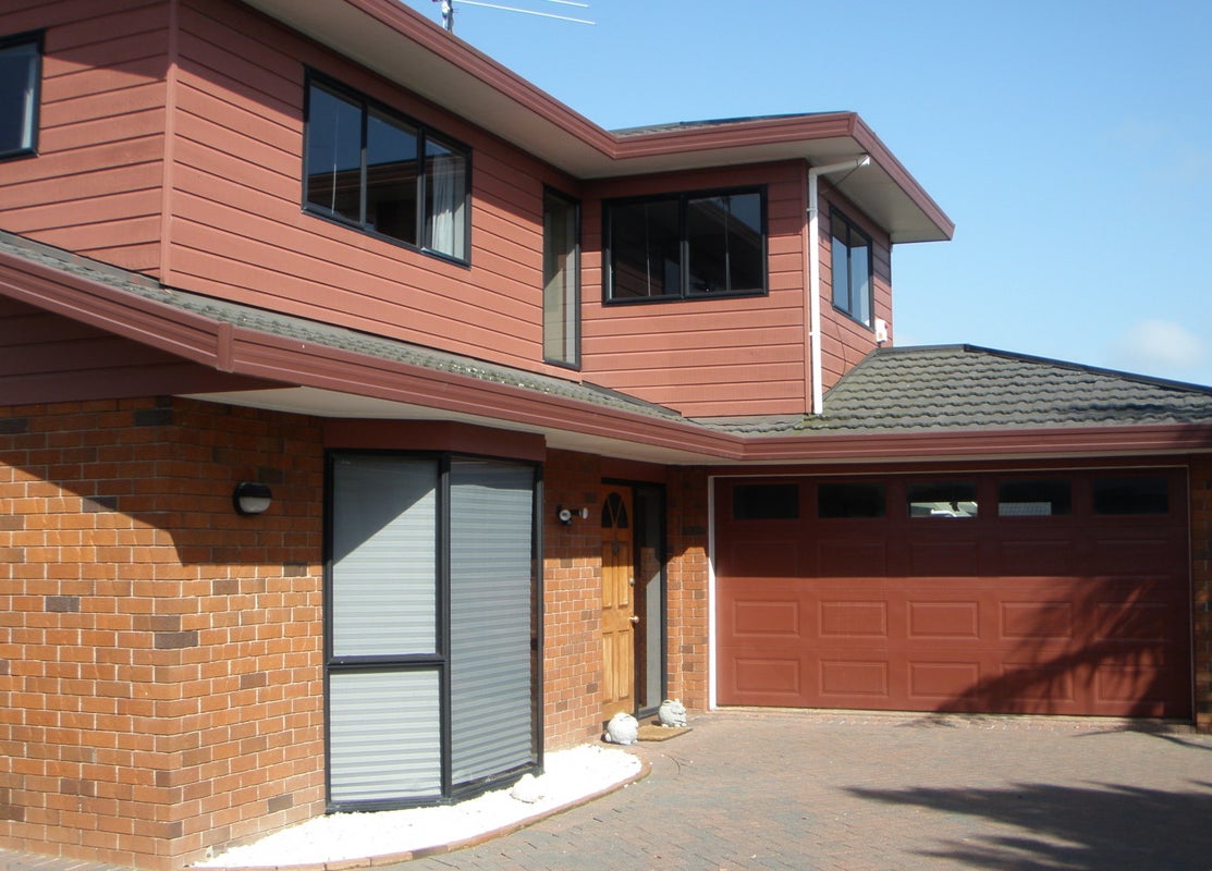 1/14 Wilisa Rise, Goodwood Heights, Auckland - Carousel 1