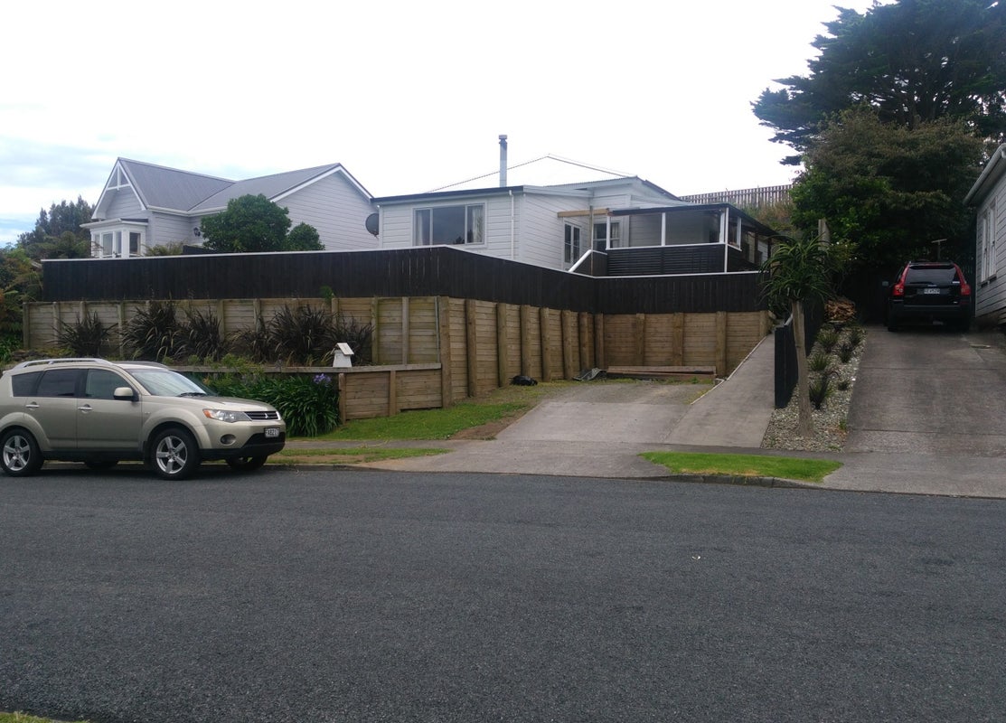 17 Hobart Drive, Spotswood, New Plymouth - Carousel 1