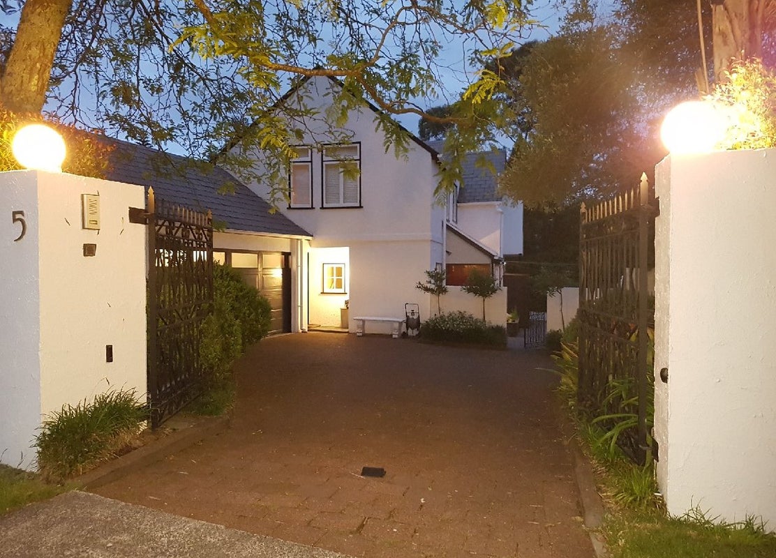 5 Rendcomb Place, Hillsborough, Auckland - Carousel 1