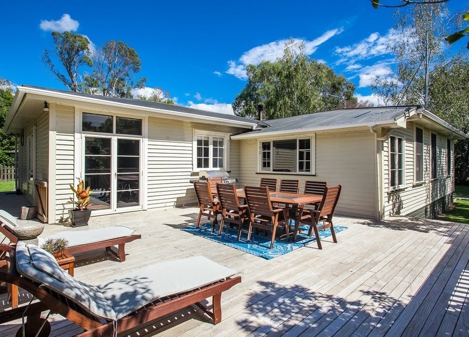 131D HOGG RD, ONEPU, WHAKATANE - Carousel 1