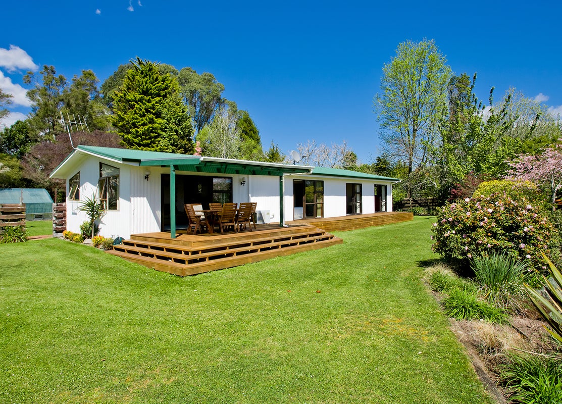 11 Lambert Road, Putauaki, Whakatane - Carousel 1