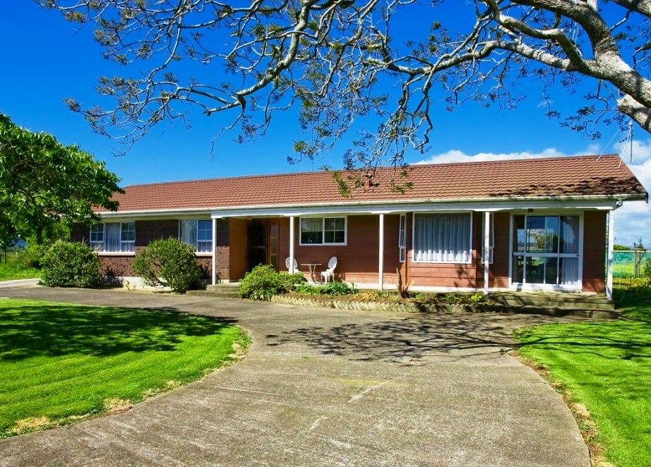 365 Mclean Road, Edgecumbe, Whakatane - Carousel 1