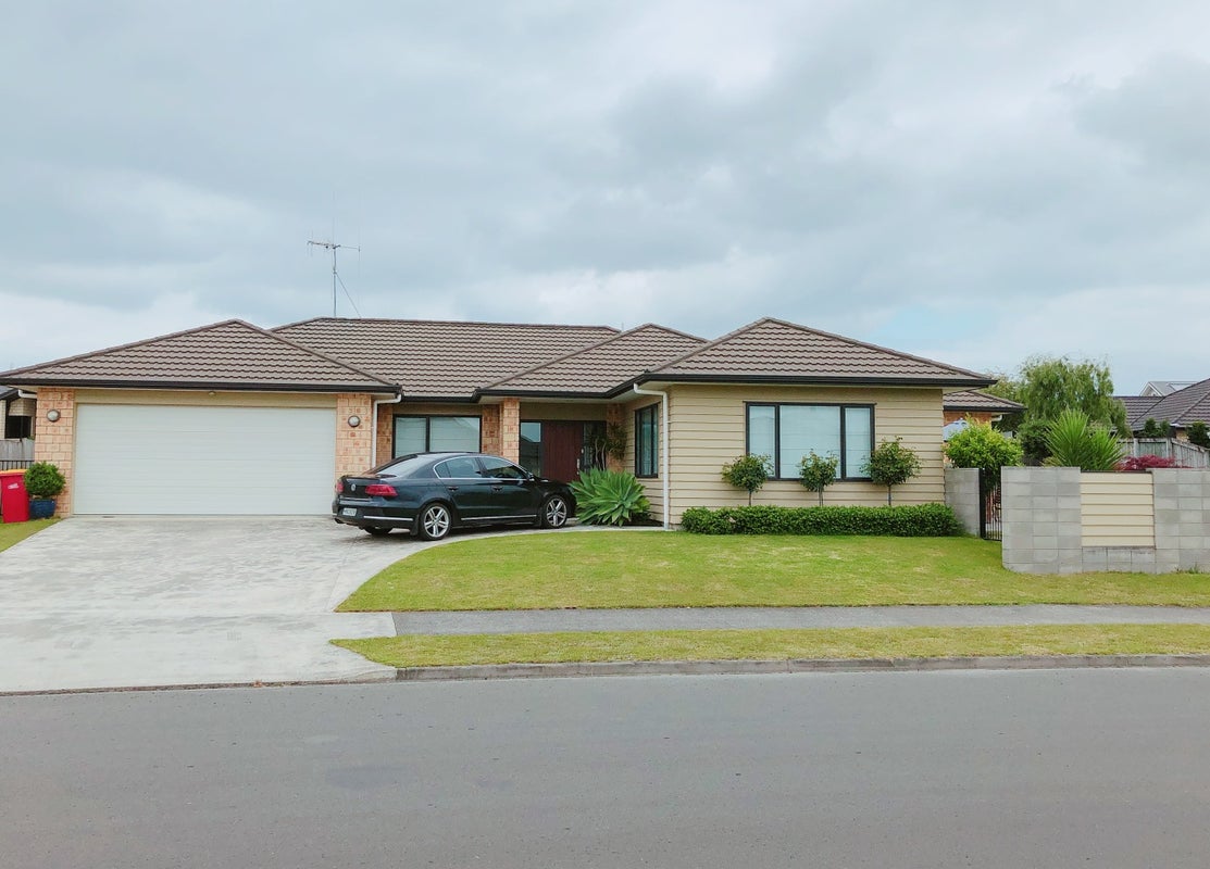 110 Te Huia Drive, Flagstaff, Hamilton - Carousel 1