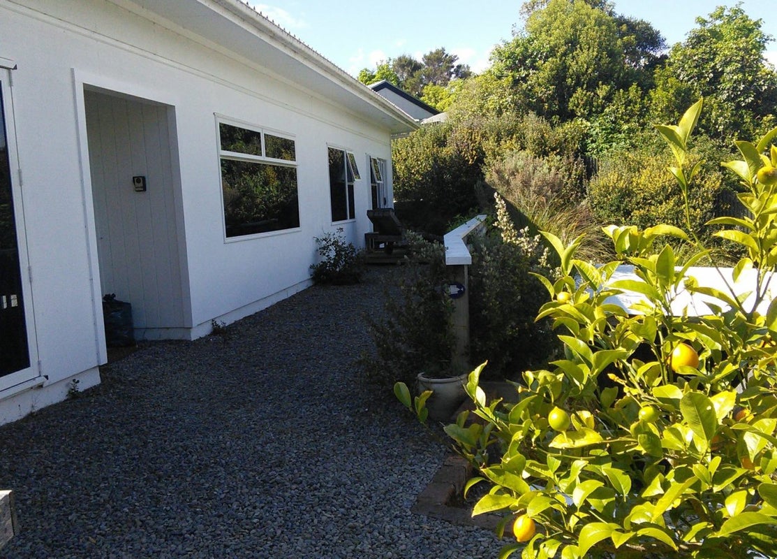 14 Avro Road, Blue Mountains, Upper Hutt - Carousel 1