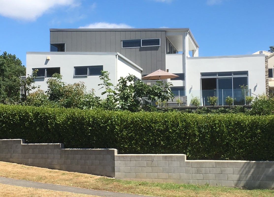 7 Heritage Avenue, Chartwell, Hamilton - Carousel 1
