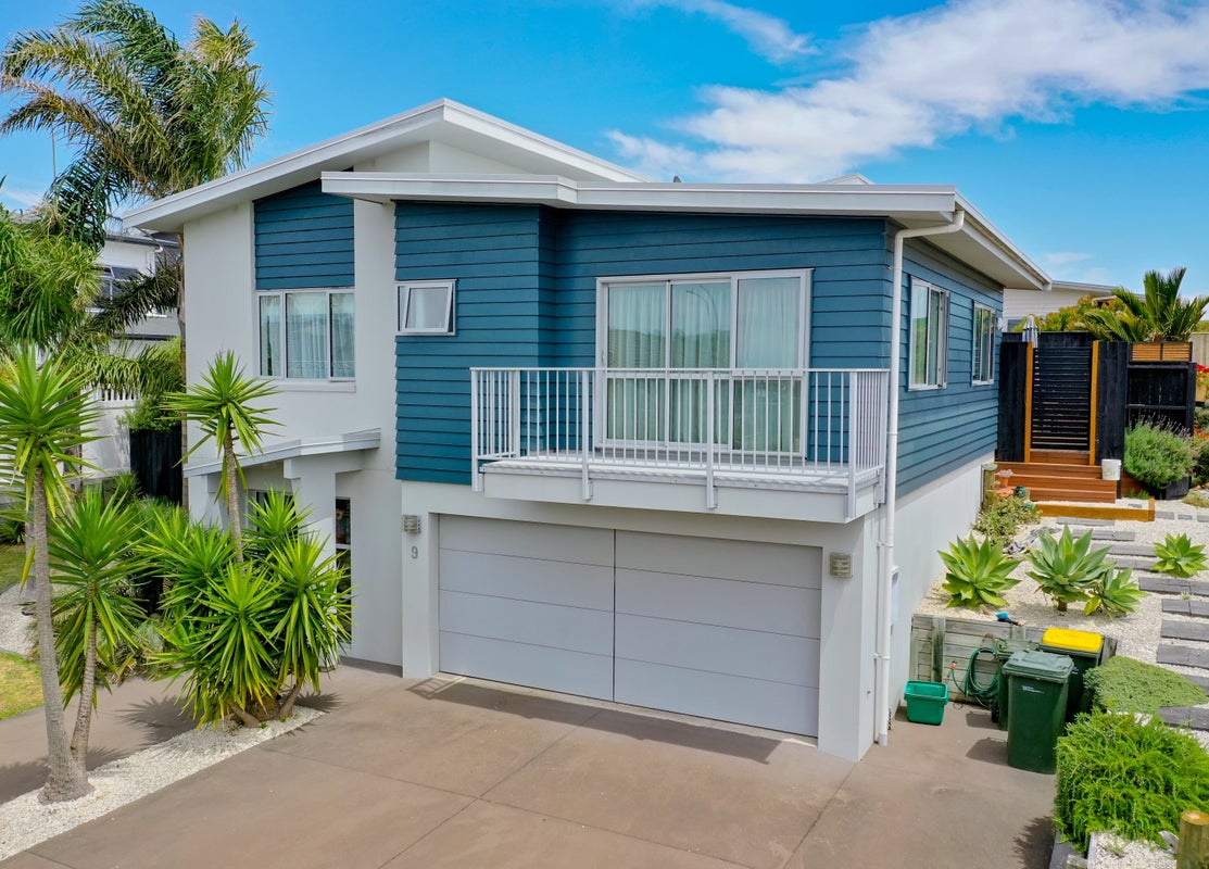 9 Omega Place, Coastlands, Whakatane - Carousel 1
