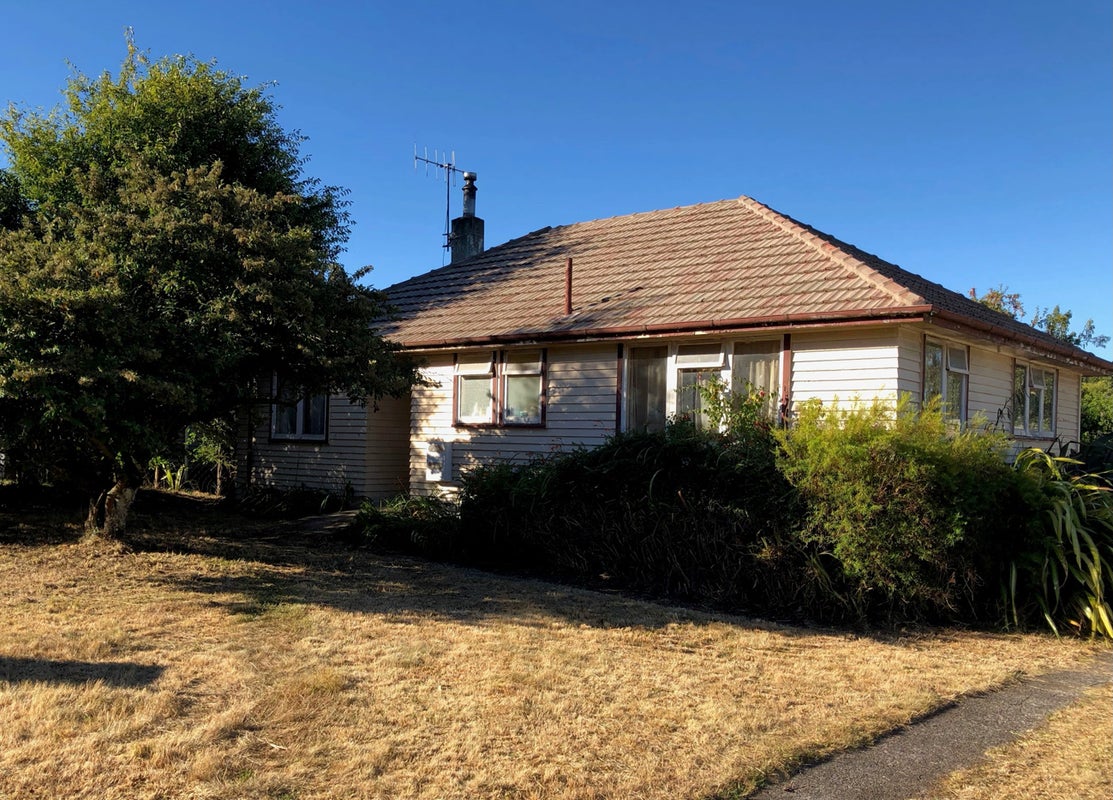 14 Rata Street, Gonville, Whanganui - Carousel 1