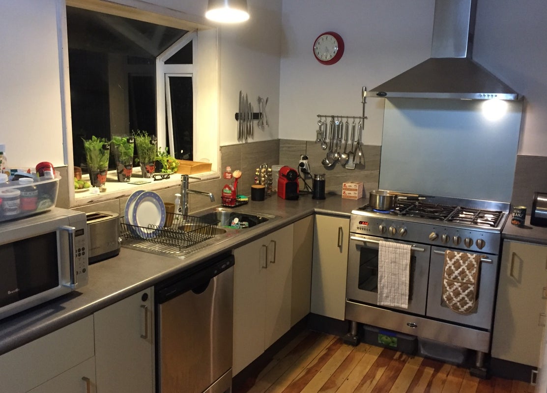 36 Dominion Park Street, Johnsonville, Wellington - Carousel 1