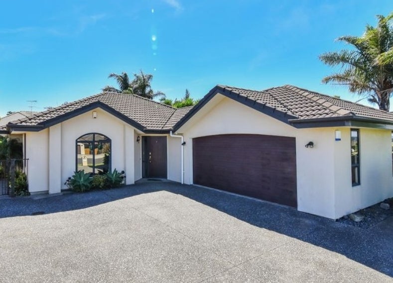 49 Rathmar Drive, Manurewa, Auckland - Carousel 1
