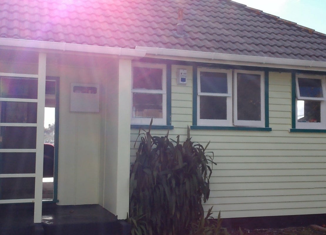 12 Cumberland Grove, Cannons Creek, Porirua - Carousel 1