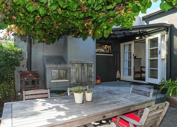 26 Georges Drive, Napier South, Napier - Carousel 1