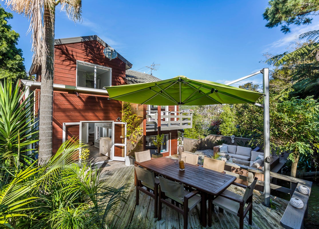 2/9 STITCHBIRD Close, Murrays Bay , Auckland - Carousel 1