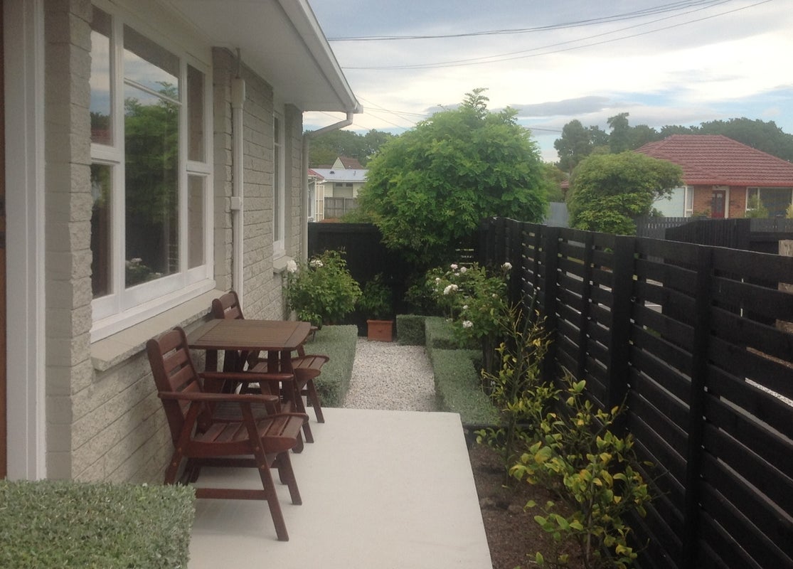 1/172 Centaurus Road, Saint Martins, Christchurch - Carousel 1