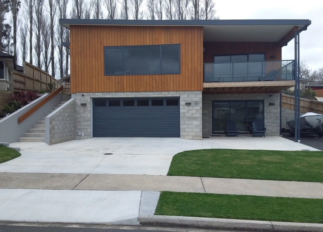 22 Noble Johnston Drive, Katikati, Katikati - Carousel 1
