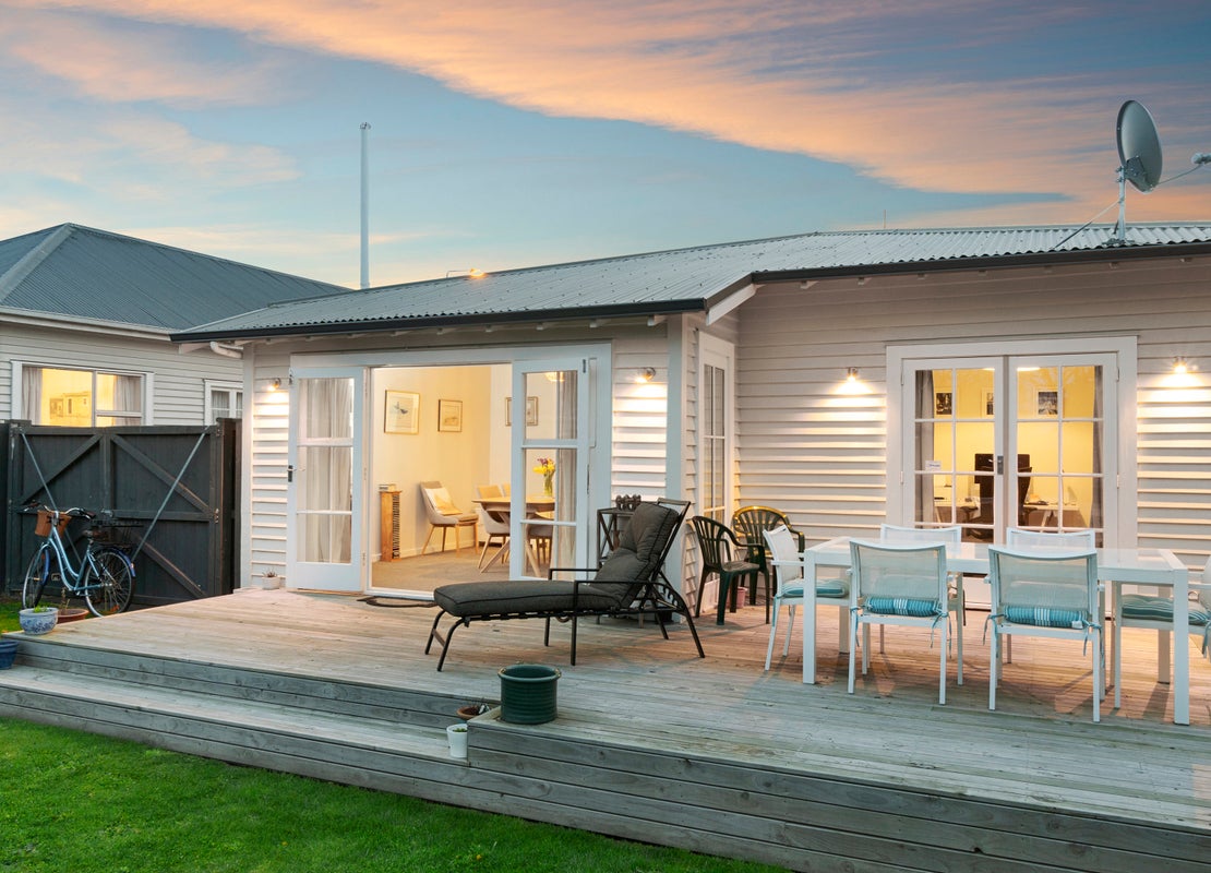 158 Hills Road, Edgeware, Christchurch - Carousel 1