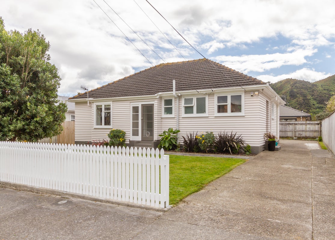 103 Rata Street, Naenae, Lower Hutt - Carousel 1