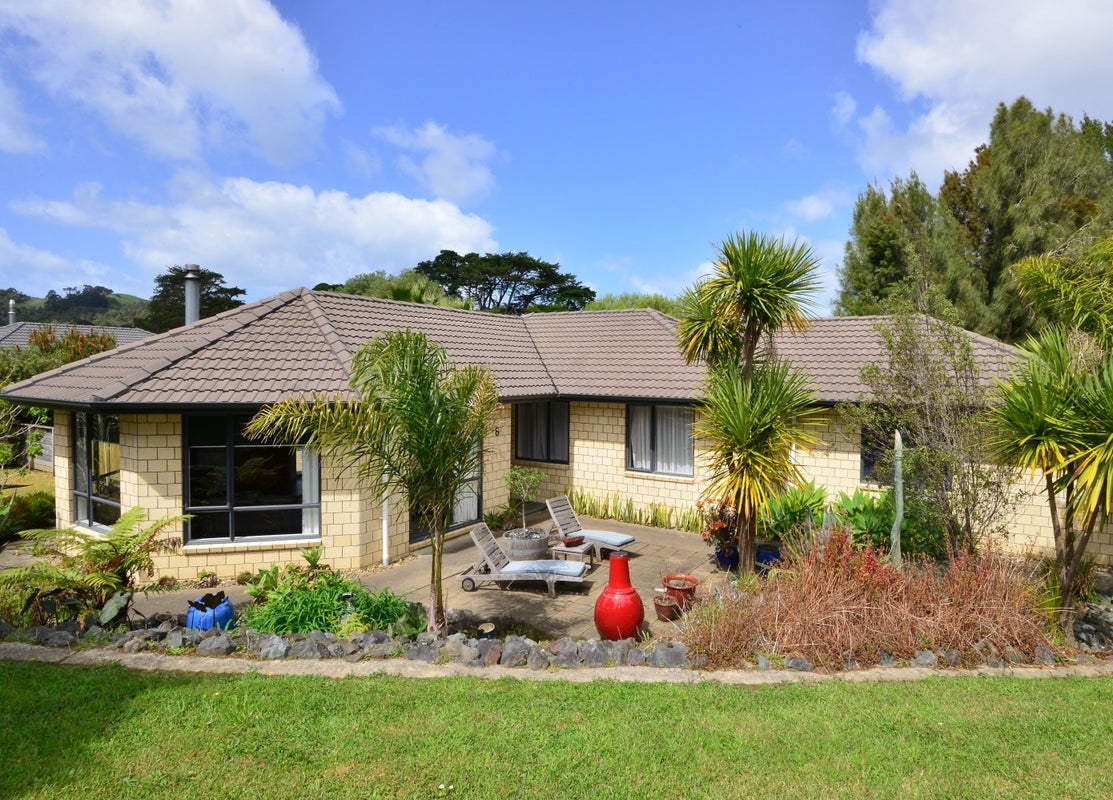 8 Puhoi Close, Puhoi, Warkworth - Carousel 1
