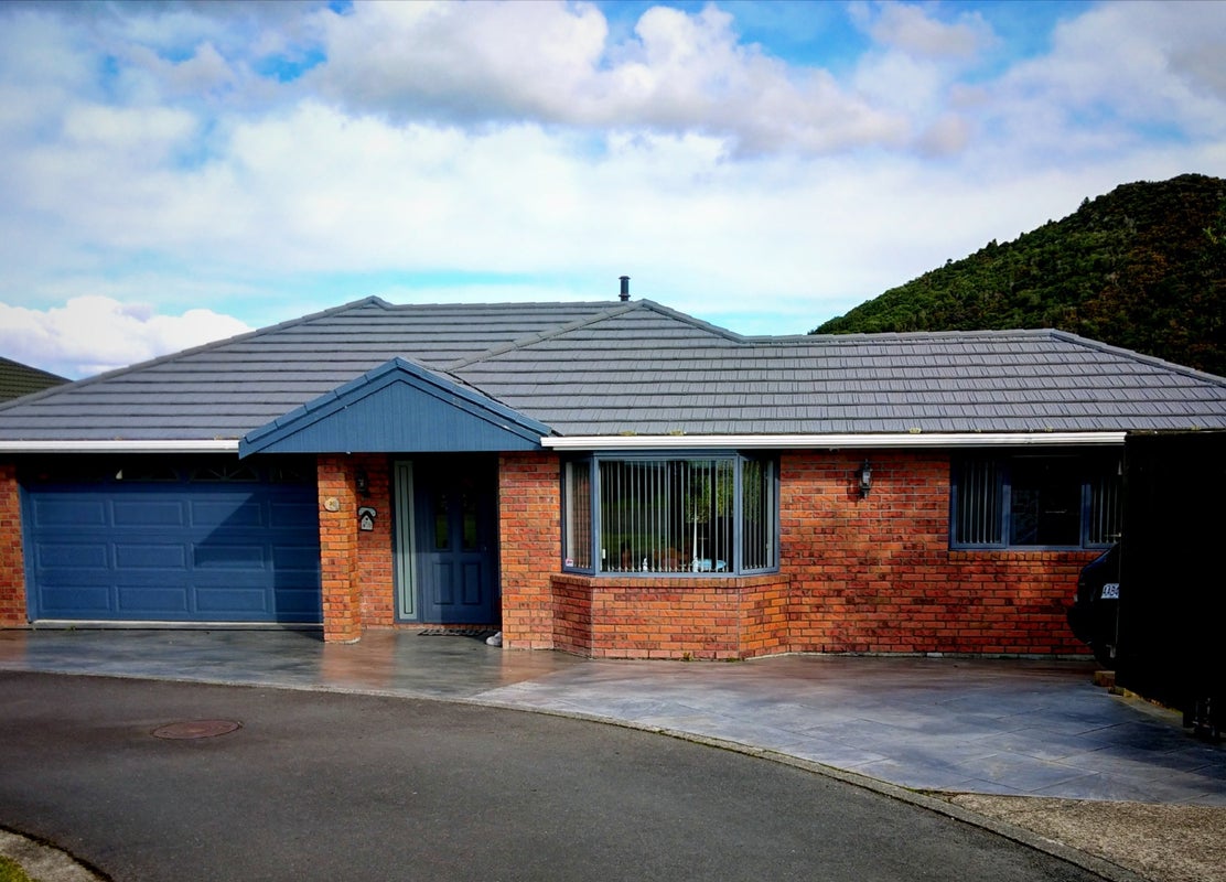 20 Ormrod Grove, Riverstone Terraces, Upper Hutt - Carousel 1