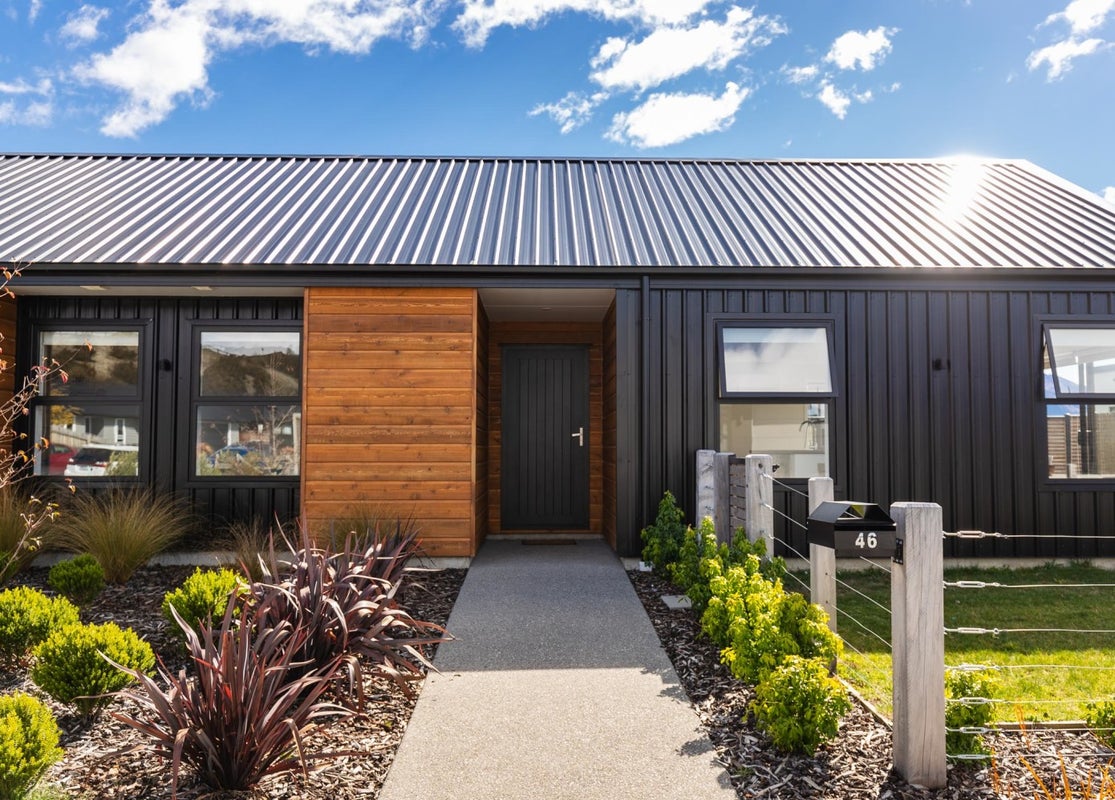 46 Marbleleaf LANE, Albert Town, Wanaka - Carousel 1