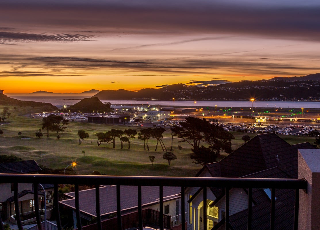 5 Bunker Way, Strathmore Park, Wellington - Carousel 1