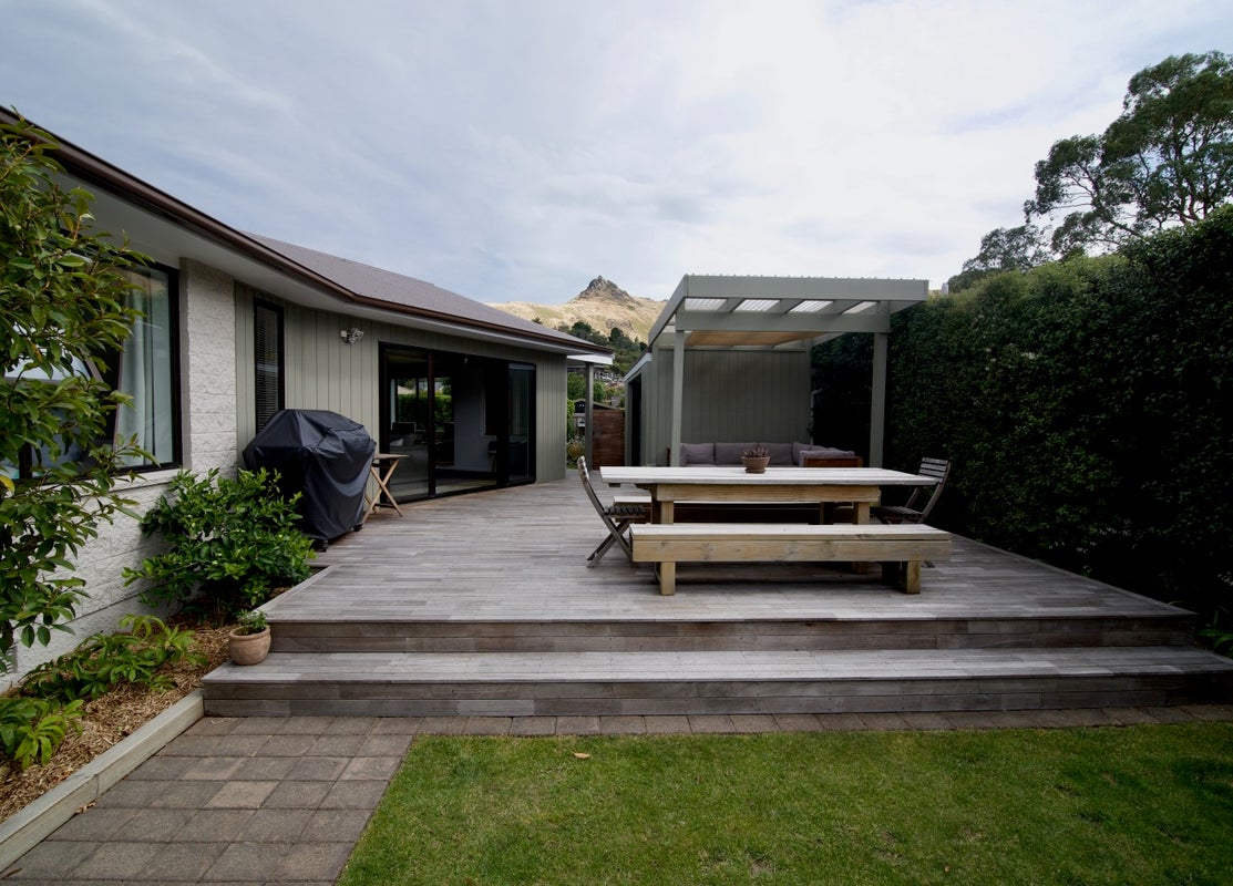 30 Laing Crescent, Heathcote Valley, Christchurch - Carousel 1