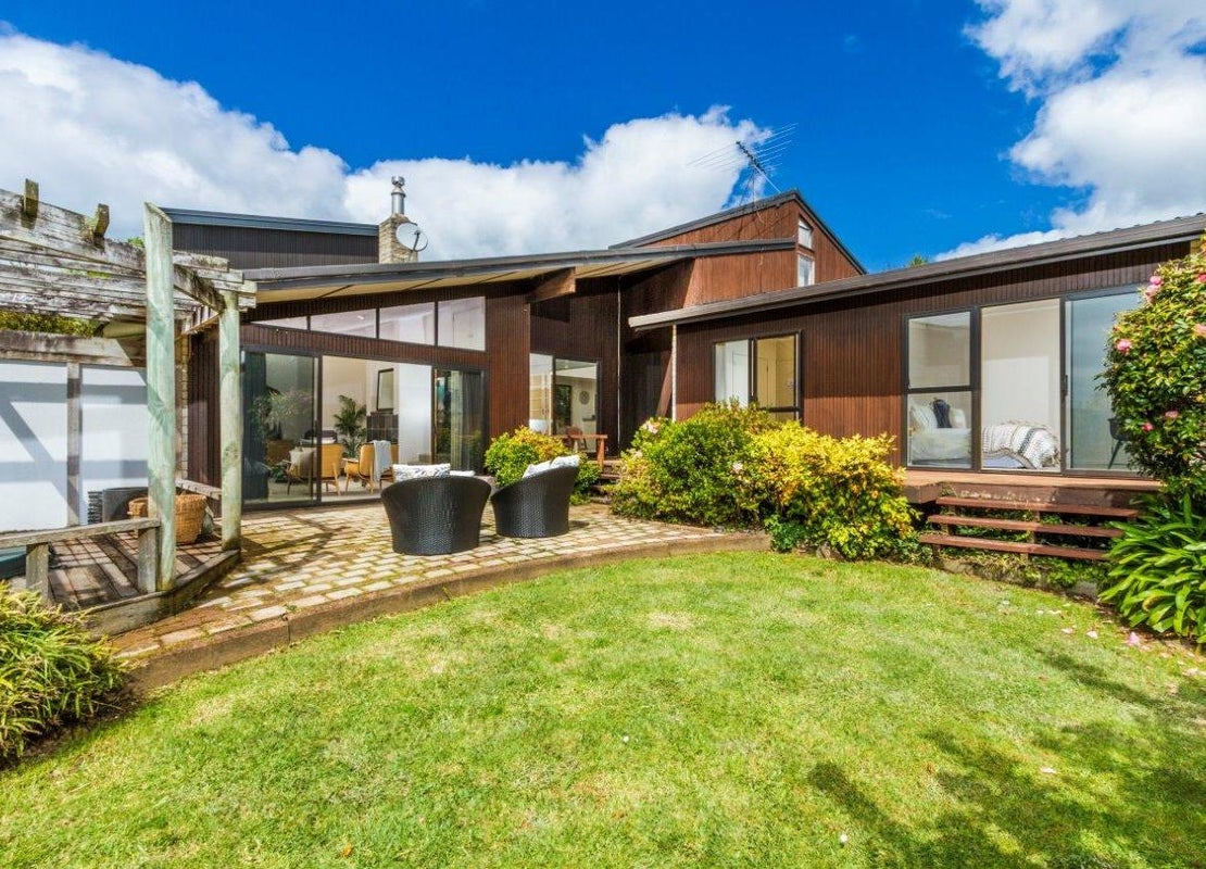 30 Galaxy Drive, Mairangi Bay, Auckland - Carousel 1